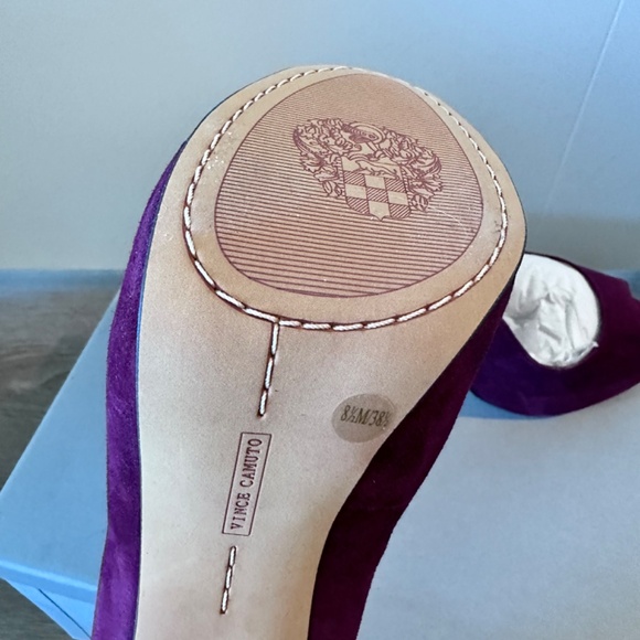 New vince camuto peep toe heels suede burgundy , 8,5 - Picture 5 of 5